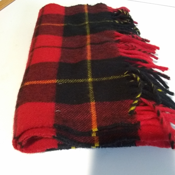 Scottish scarf. - Picture 7 of 7